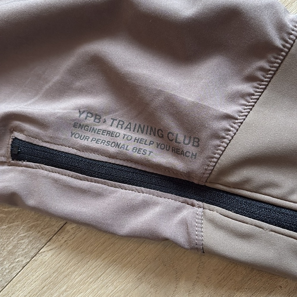 Abercrombie & Fitch YPB Motion Tek Pants Men’s Size XS 2 Tone Taupe Drawstring - Picture 7 of 12